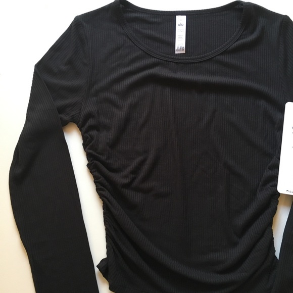 NWT ALO Gather Long Sleeve - Picture 6 of 6